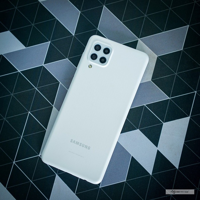 Samsung sẽ hợp tác với Microsoft và Google để ngăn chặn smartphone Galaxy bị hack